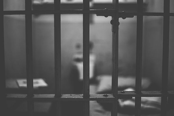 Un recluso toma rehenes en una cárcel de Francia