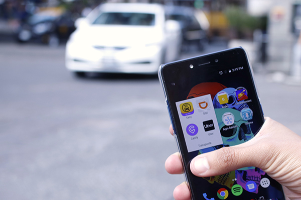 Cobro en efectivo provocará fuerte competencia entre Uber y Didi