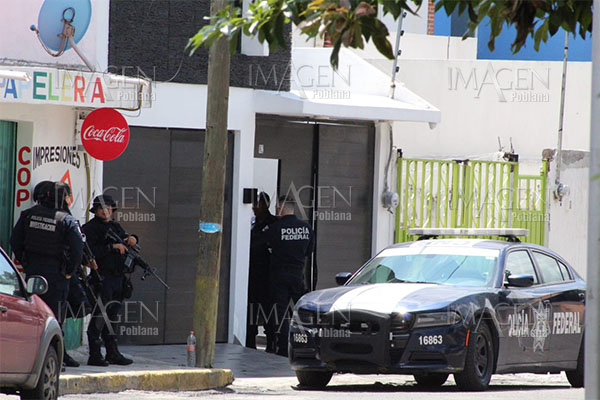 La Policía Federal catea vivienda en el Infonavit Amalucan