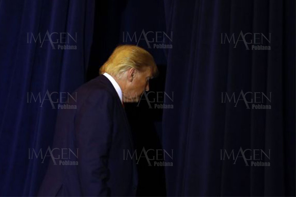 El apoyo a Trump cae y aumentan los partidarios de su destitución