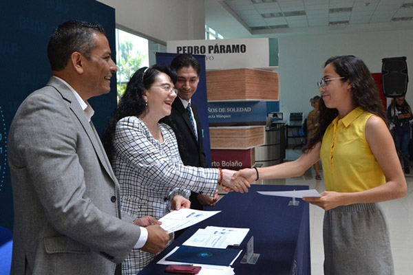La BUAP reconoce el desempeño académico de estudiantes de movilidad
