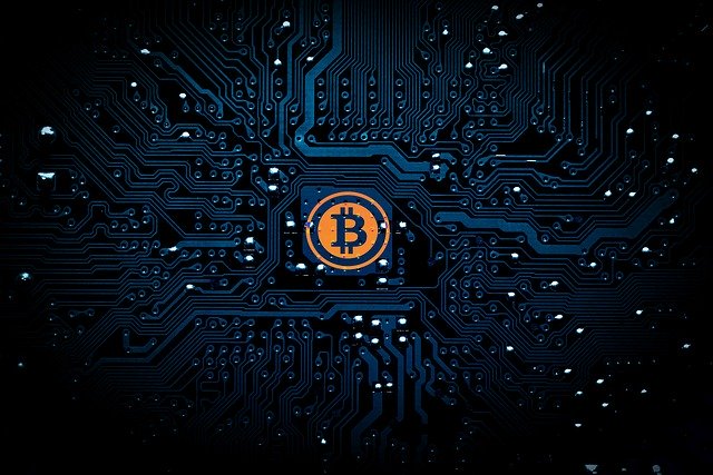Detectan un nuevo virus invisible que mina criptomonedas para los hackers