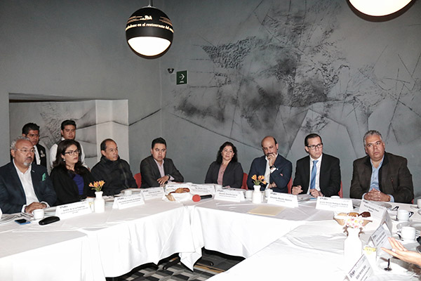 Anuncia tesorero municipal programa de regularización para empresarios