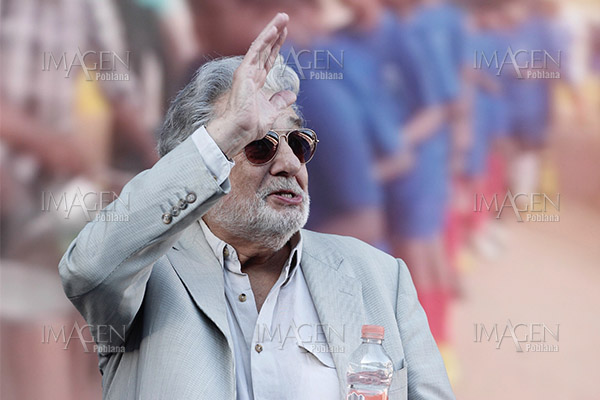 Plácido Domingo pide perdón por acosar sexualmente a más de 20 mujeres