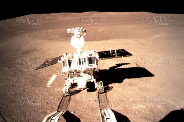 Explorador chino investiga el subsuelo en el lado oscuro de la Luna