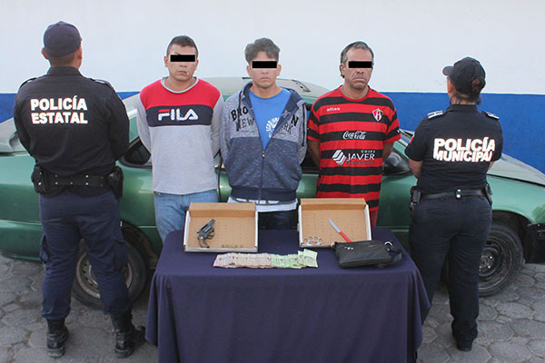 Cayeron asaltantes de cuentahabientes
