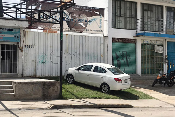 Sujetos armados liberan a 18 adictos de un centro de rehabilitación