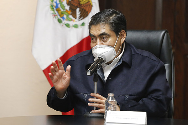 Puebla continuará en semáforo naranja, sentencia Barbosa