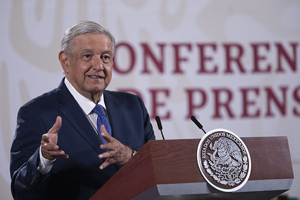 AMLO califica de “lamentable” detención en EU de Cienfuegos