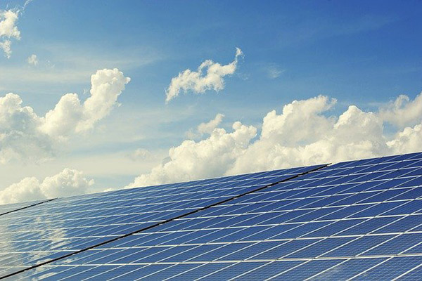 Energía solar fotovoltaica desplazará al carbón para generar electricidad