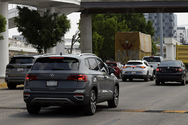 Topes Inteligentes Topes inteligentes: ¿conductores poblanos tienen la cultura vial para ...